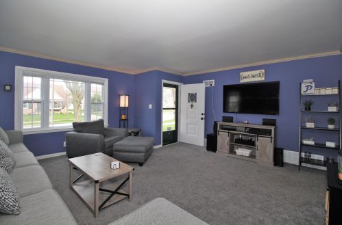 2749 63rd St, Milwaukee, WI 53210-2148