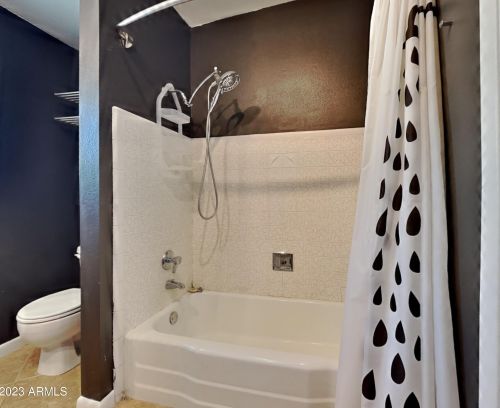 17417 20 Dr, Phoenix AZ 85023-2356 exterior