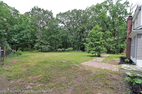 480 Veterans Hwy, Jackson Twp NJ 08527-5122 exterior