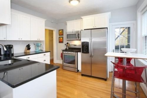 119 Winthrop Rd, Brookline, MA 02445-4606