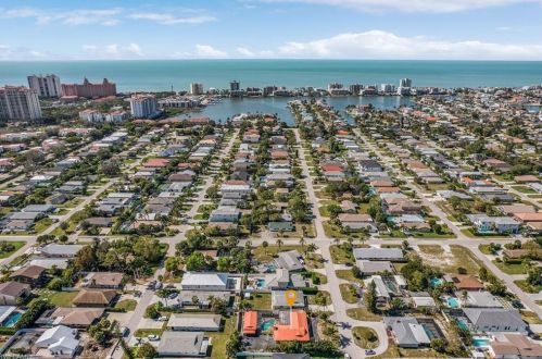 620 94th Ave, Naples, FL 34108-2447