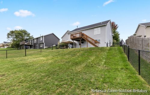 775 Green Meadows Dr, Middlevle MI 49333-8078 exterior