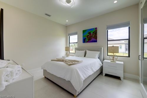 653 23 St, Naples FL 34117-1830 exterior