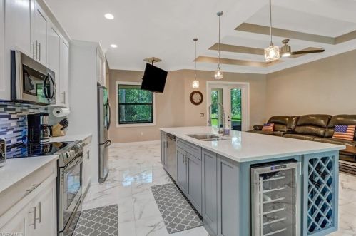 3844 6 Ave, Naples FL 34120-4983 exterior