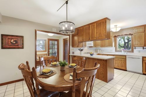 1488 Copeland Rd, Maple Plain MN 55359-9537 exterior