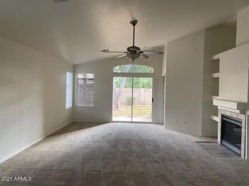 22443 19th Way, Phoenix AZ  85024-7606 exterior