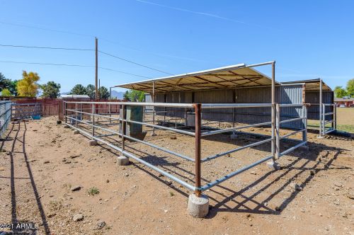 3600 69th Ave, Phoenix AZ 85043-2392 exterior