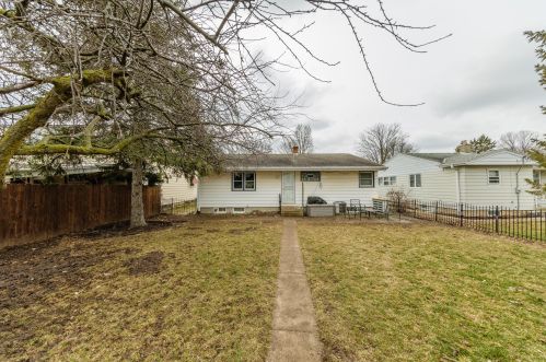 9350 Melvina St, Milwaukee WI  53222-2537 exterior