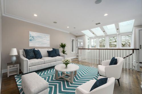 1121 Lill Ave, Chicago IL 60614-2107 exterior