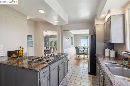 680 Grizzly Peak Blvd, Berkeley CA 94708-1741 exterior