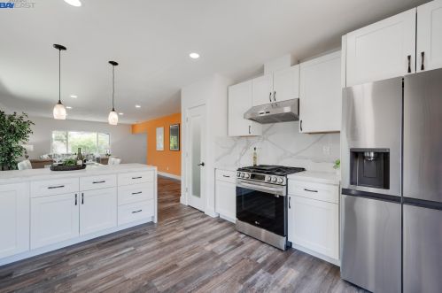 1539 Blake St, Berkeley CA 94703-1830 exterior