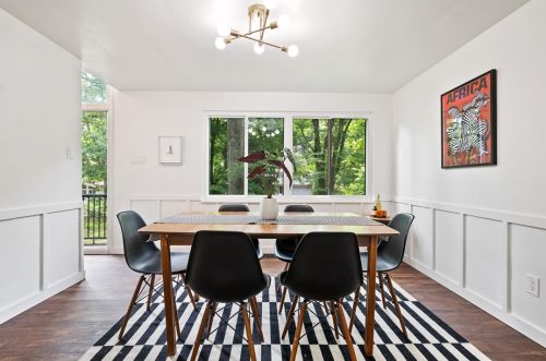 2302 Marbury Rd, Pittsburgh PA  15221-3670 exterior