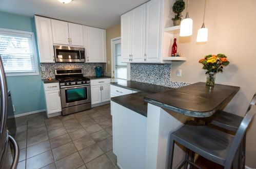 6413 Kingsway Dr, Saint Louis MO 63123-1529 exterior