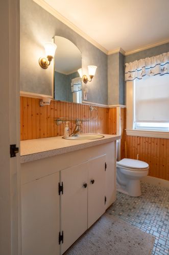 97 Concord St, Seabrook NH 03874-4705 exterior