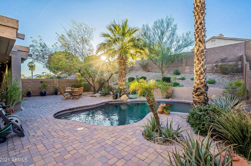 16026 10 St, Phoenix AZ 85086-0911 exterior