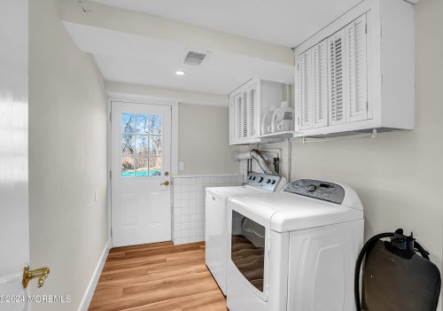 17 Arlene Dr, West Long Branch NJ  07764-1158 exterior