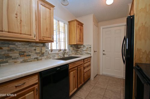 6210 Pinehurst Dr, Chandler AZ 85249-4039 exterior