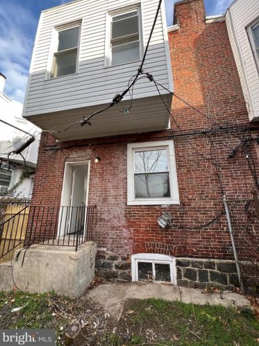 206 53rd St, Philadelphia PA  19139-1403 exterior