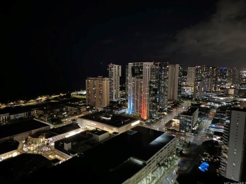 1391 Kapiolani Blvd, Honolulu HI  96814-4508 exterior