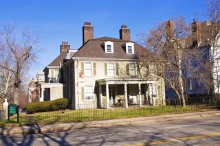 6401 5th Ave, Pittsburgh PA  15206-4464 exterior