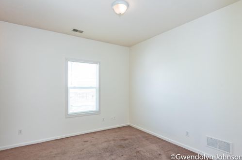 930 Sheldon Ave, Grand Rapids MI 49507-1166 exterior