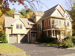 21 Endicott St, Newton, MA 02461-1011