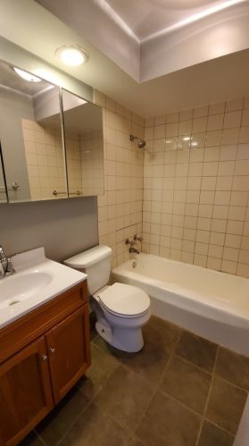 515 Wrightwood Ave, Chicago IL 60614-1870 exterior