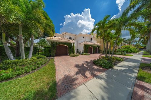 17830 Monte Vista Dr, Boca Raton FL  33496-1054 exterior