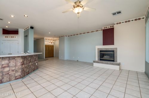 306 Continental Vis Pl, Green Valley AZ 85614-1457 exterior