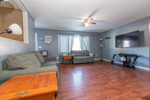 803 7 Ave, Princeton MN 55371-1205 exterior