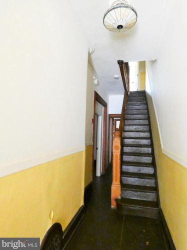 3806 Hamilton St, Philadelphia PA  19104-2316 exterior