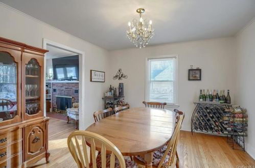 87 Mtn Ave, Middletown NY exterior