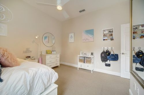 1453 Foxtail Ct, Lake Mary FL 32746-4467 exterior