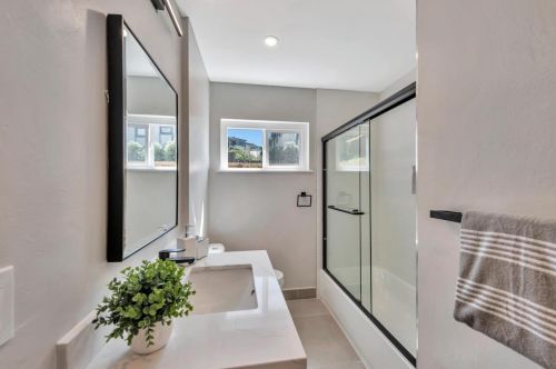 828 Indian Rock Ave, Berkeley CA 94707-2010 exterior