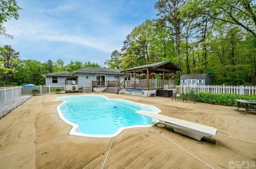 439 Cassville Rd, Jackson Twp NJ 08527-4712 exterior