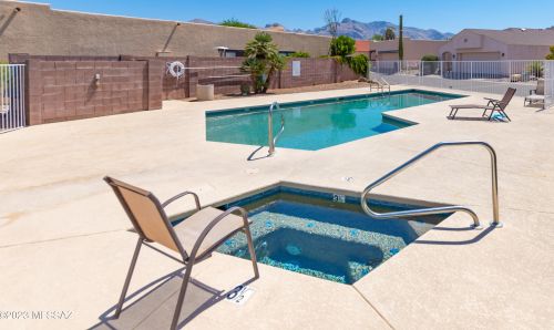 6125 Reliance Dr, Tucson AZ  85704-5326 exterior