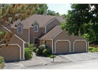 684 Porter St, Manchester, NH 03103-3185