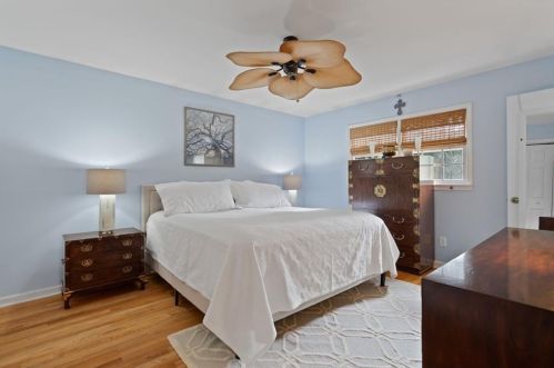 2247 Cherring Ln, Atlanta GA exterior