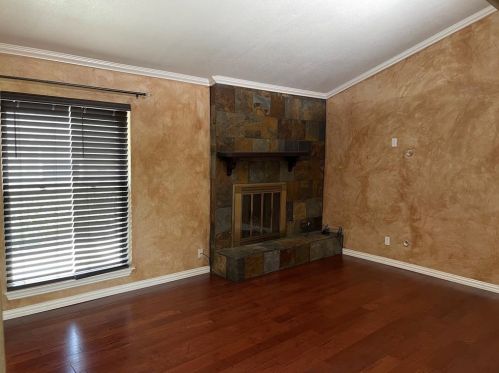 3533 Esplendor Ave, Irving TX  75062-5103 exterior