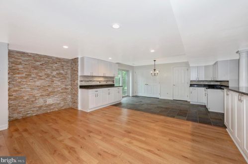 17531 Applewood Pl, Rockville MD 20855-1559 exterior