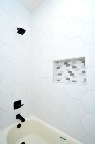 5233 Bellevue St, Tucson AZ 85712-5158 exterior