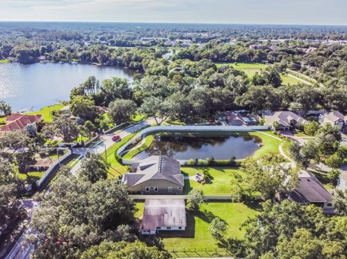 3305 Ehrlich Rd, Tampa FL  33618-2507 exterior