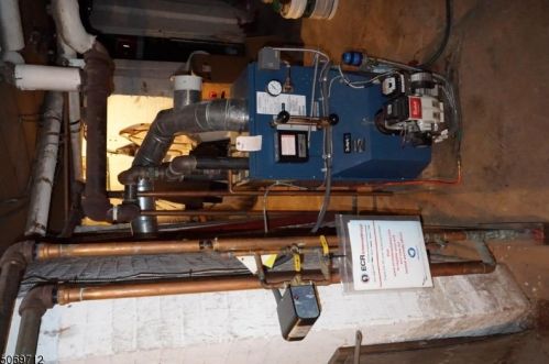 184 9th St, Newark NJ  07107-1489 exterior