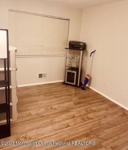 4401 Birchwood Ct, New Brunswick NJ 08902-3919 exterior