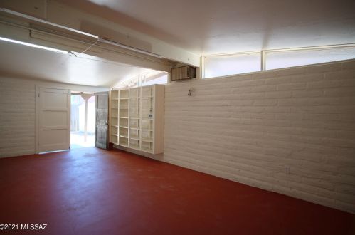 41 Montego Dr, Tucson AZ  85710-1312 exterior