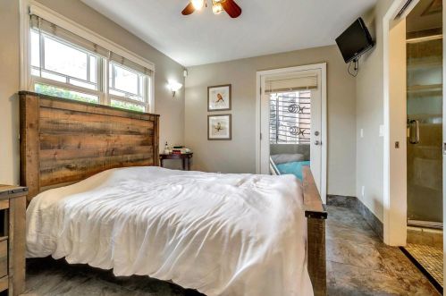 307 Capitola Ave, Capitola CA 95010-2845 exterior