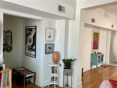 2108 Belle Plaine Ave, Chicago IL 60618-2102 exterior