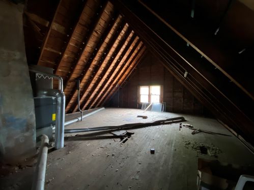 2900 11th St, Milwaukee, WI 53215-3814