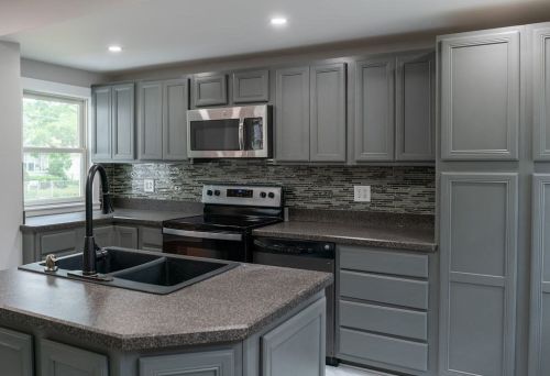 272 Connecticut Ave, Springfield MA  01104-1048 exterior