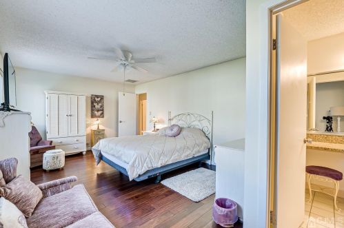 22 Carriage Pl, Edison NJ 08820-4020 exterior